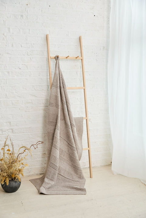 Noinín Textured Aran Stripe  Supersoft Merino Throw - Oat