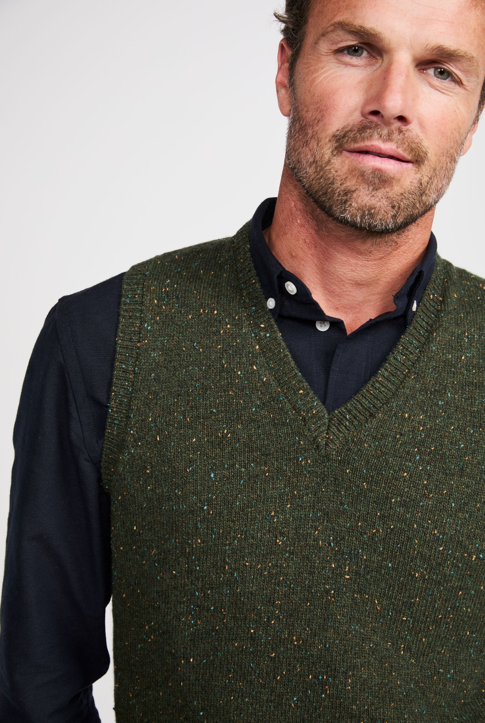 Roonagh Men's Aran Nepped V-Neck Vest Green - Main Image
