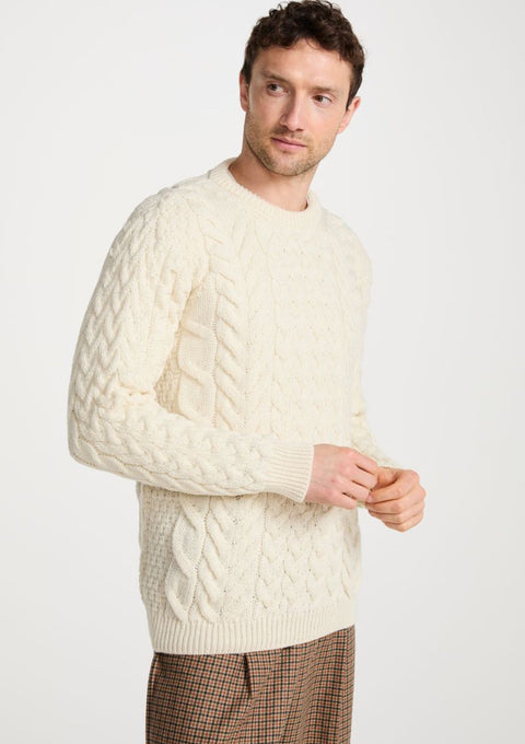 Pull à col rond Omey pour hommes Aran - Crème