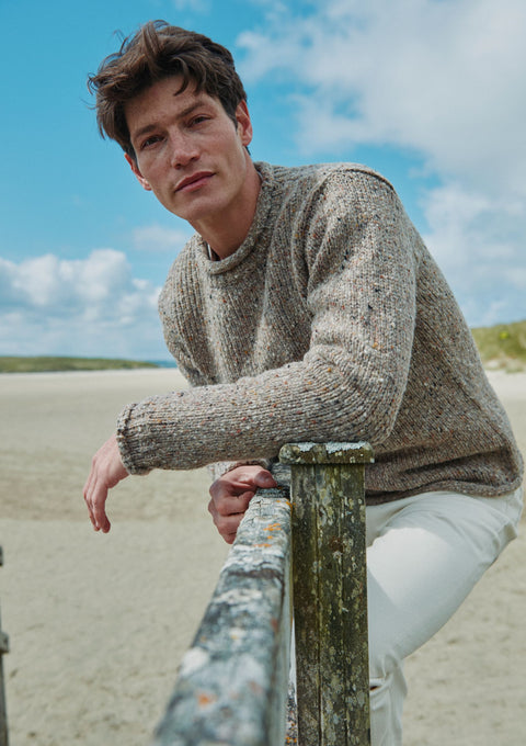 Pull col roulé en tweed Raheen pour homme - Avoine