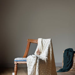 Líle Lace Leaves Supersoft Merino Throw - Cream