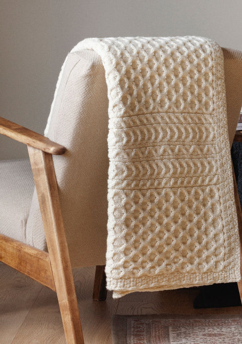 Bertra Aran Klassische Wolldecke - Creme