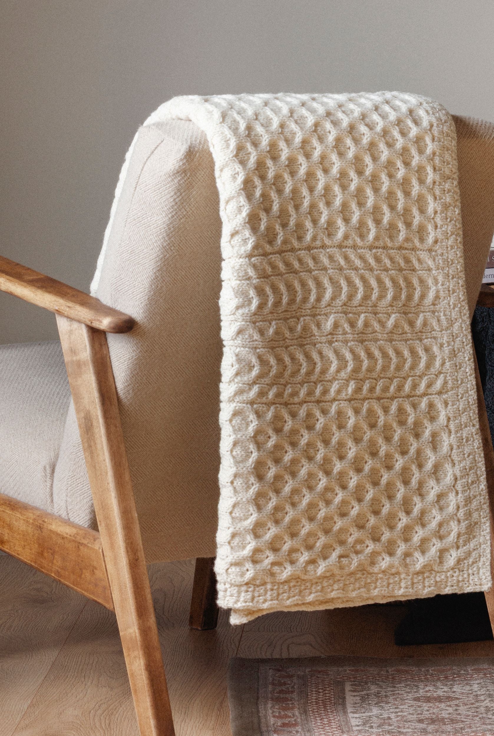 Bertra Aran Wool Klassische Wolldecke