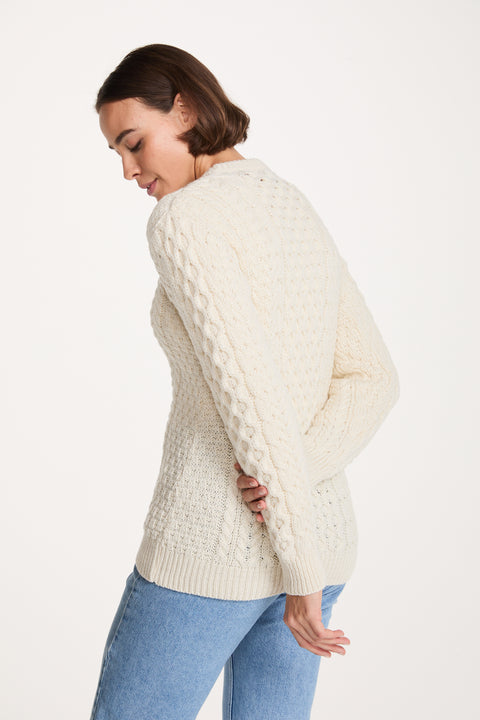 Inishmore Damen Slim-Fit Merino Aran Pullover - Creme