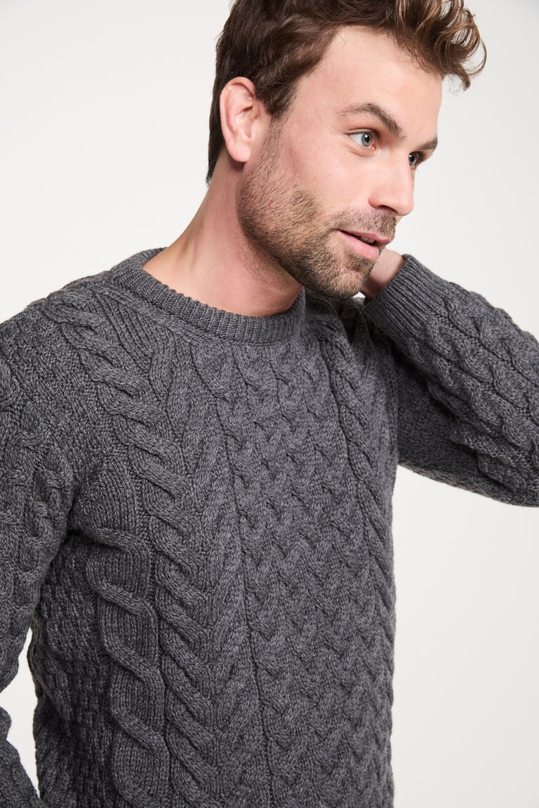 Omey Mens Aran Crew Neck Sweater - Charcoal