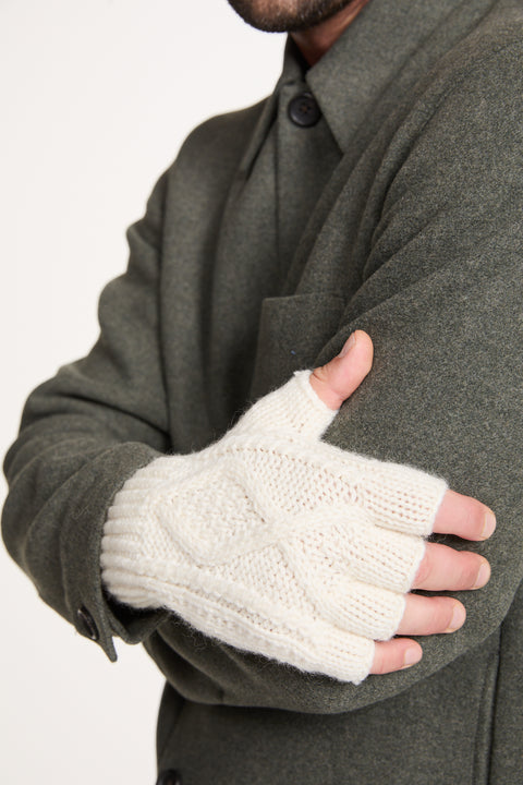 Killeany Aran Handknit Merino Fingerless Gloves - Cream