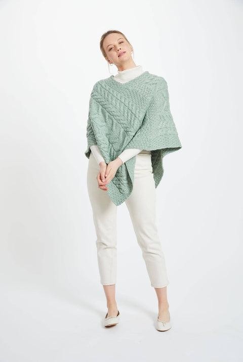 Poncho Aran pour femme Aasleagh Falls - Menthe
