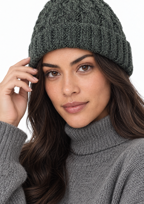 Bonnet Cong Aran en laine mérinos avec pompon - Vert