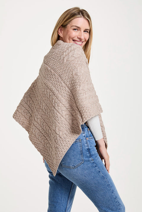 Easkey Damen-Poncho mit klassischem Aran-Knopf, Hafer