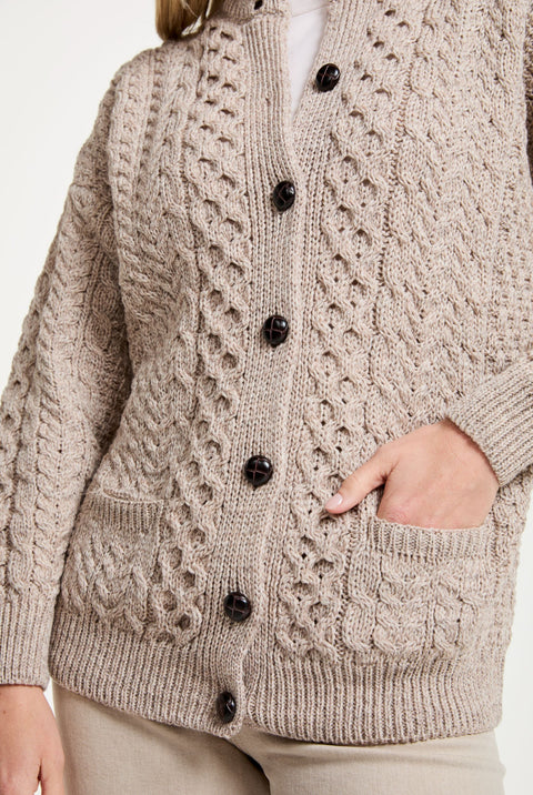 Cardigan Aran pour femme de l'île d'Achill - Avoine