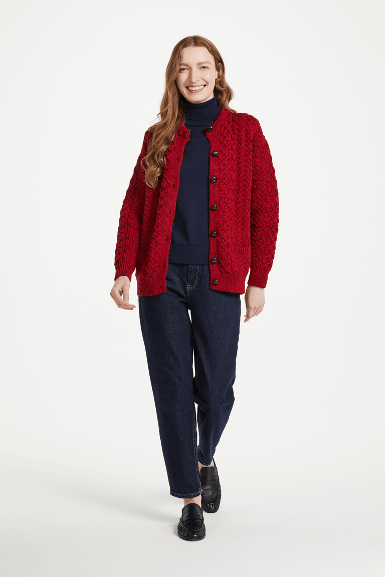 Cardigan Aran en laine mérinos Achill Island pour femme - Rouge