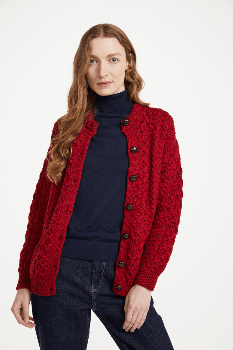 Cardigan Aran en laine mérinos Achill Island pour femme - Rouge