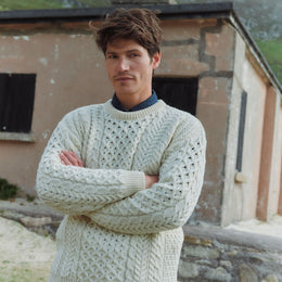 Pull traditionnel mérinos Aran pour hommes Inisheer - Crème