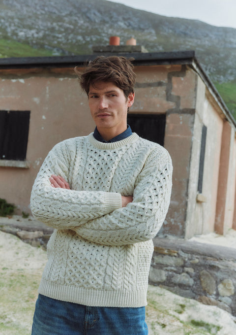Pull traditionnel mérinos Aran pour hommes Inisheer - Crème