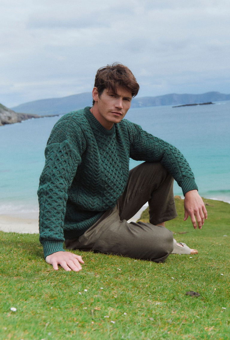 Inisheer Traditional Mens Merino Aran Sweater - Green