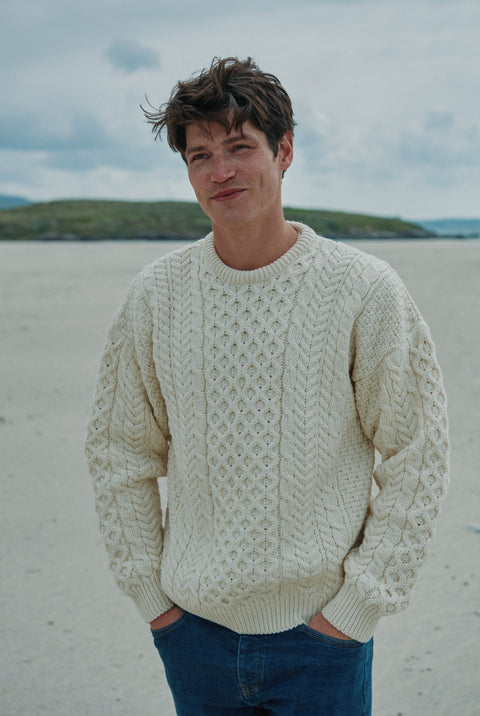 Inisheer Traditioneller Aran-Pullover für Herren – Creme