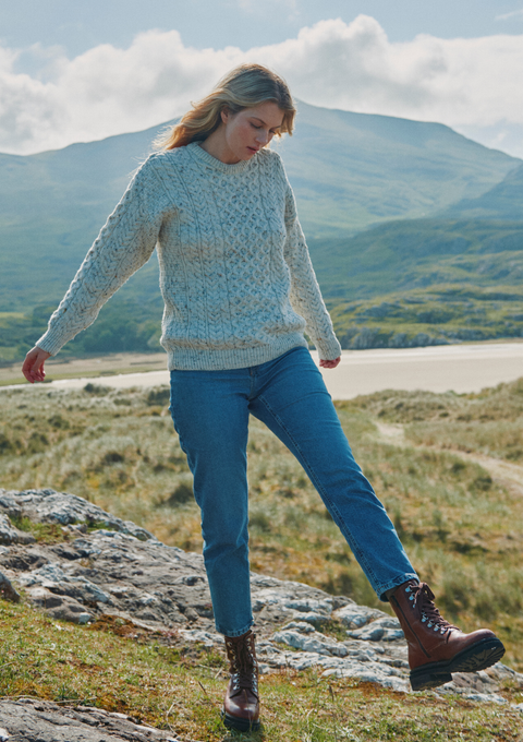 Inisheer Traditional Ladies Merino Aran Sweater - Flecked Cream