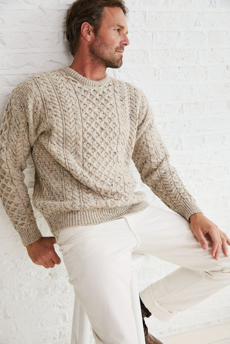 Pull Aran traditionnel pour homme Inishbofin - Avoine mouchetée