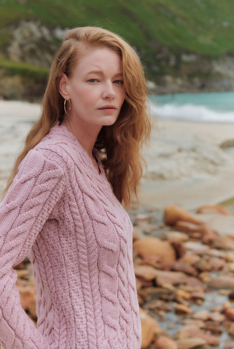 Tralee Damen-Pullover mit V-Ausschnitt, superweich, Merinowolle, Rosa 