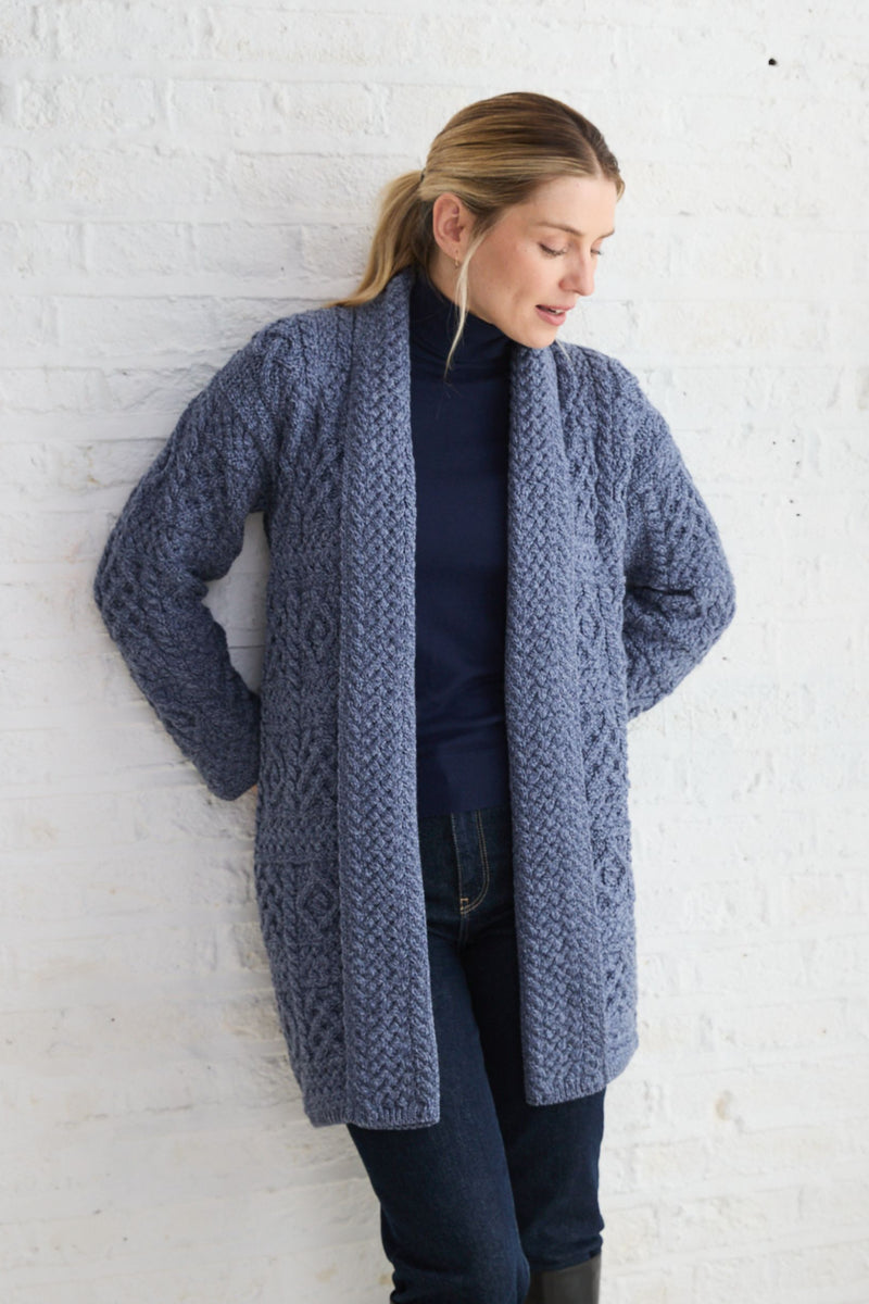 Cardigan long châle Tara pour femme en laine mérinos Aran - Crème mouchetée