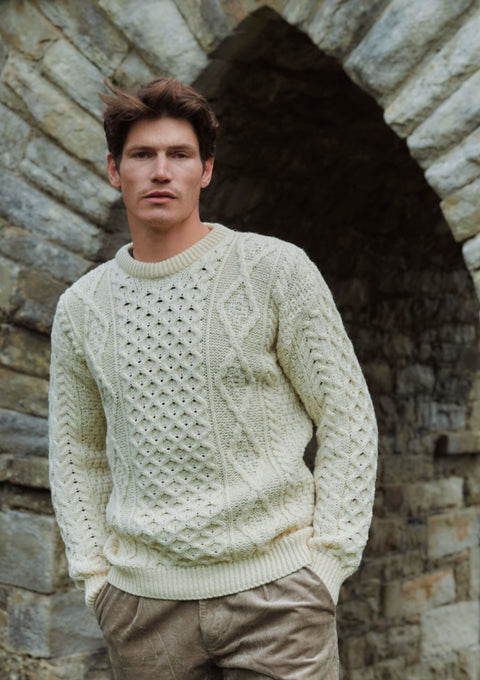 Pull Aran traditionnel pour homme Inishbofin - Avoine mouchetée