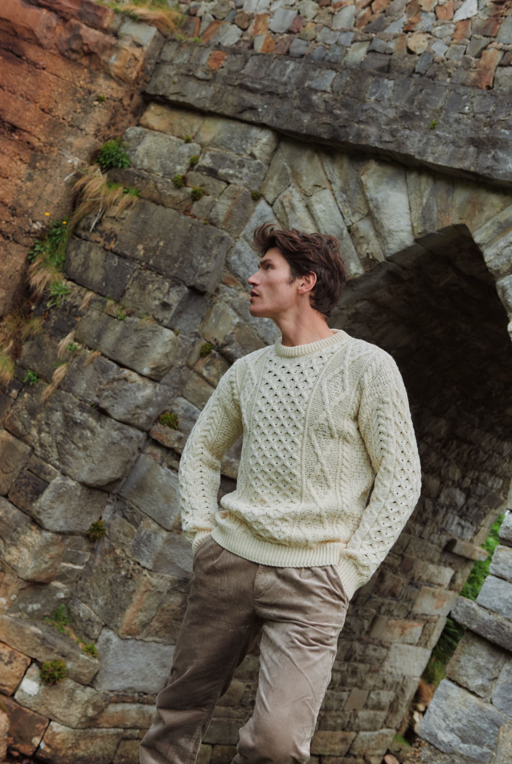 Pull Aran traditionnel pour homme Inishbofin - Avoine mouchetée