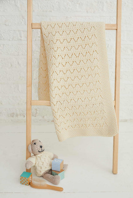 The Owey Moss Stitch Lace Baby Blanket - Cream
