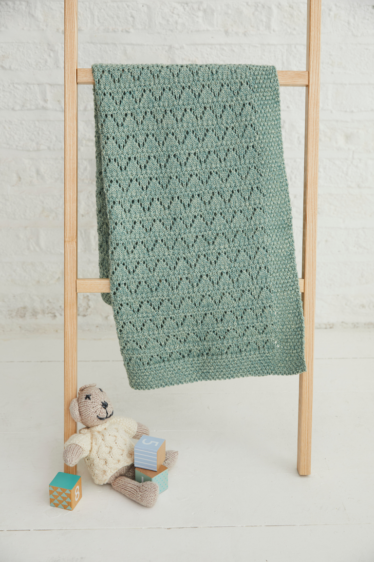 Dugort Aran-Decke mit Honig-, Rauten- und Zopfmuster, Creme