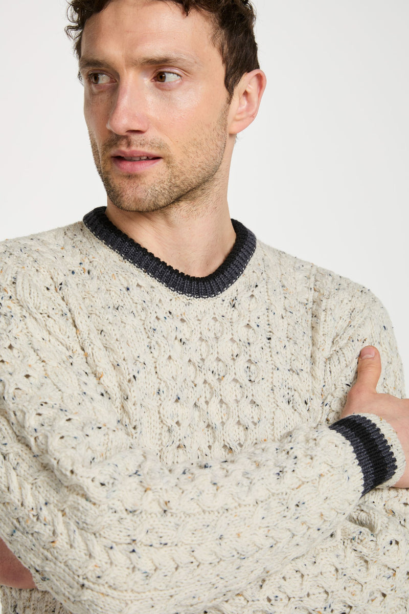 Men's sweater,  Aran, merino wool, made in Ireland, Irish sweater, Boyfriend, cable knit, crew neck，Pullover，cream