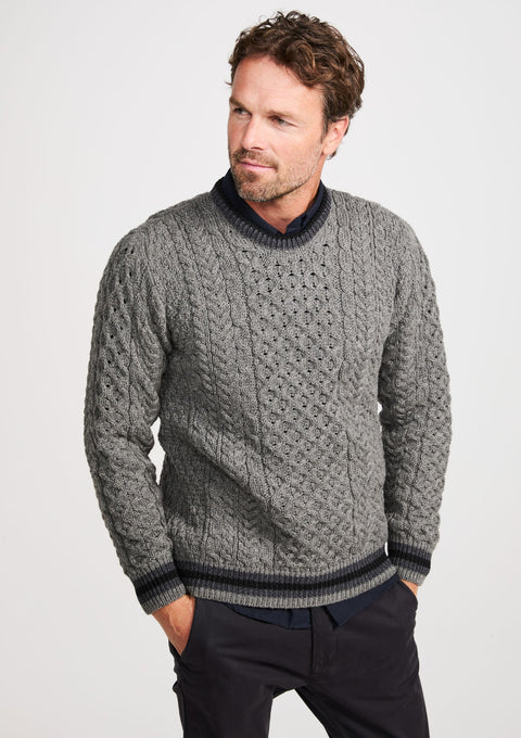 Men's sweater,  Aran, merino wool, made in Ireland, Irish sweater, Boyfriend, cable knit, crew neck， Pullover,grey