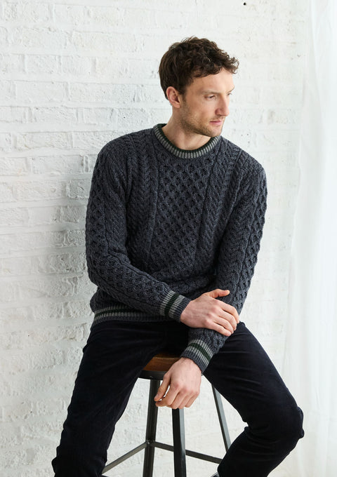 Men's sweater,  Aran, merino wool, made in Ireland, Irish sweater, Boyfriend, cable knit, crew neck， Pullover,grey