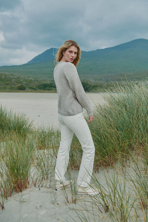 Aoife Superweicher Pullover mit Rundhalsausschnitt - Hafer