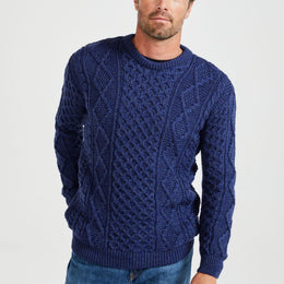 Éireann Herren-Pullover aus traditionellem Aran-Supersoft-Merinowolle – Marineblau