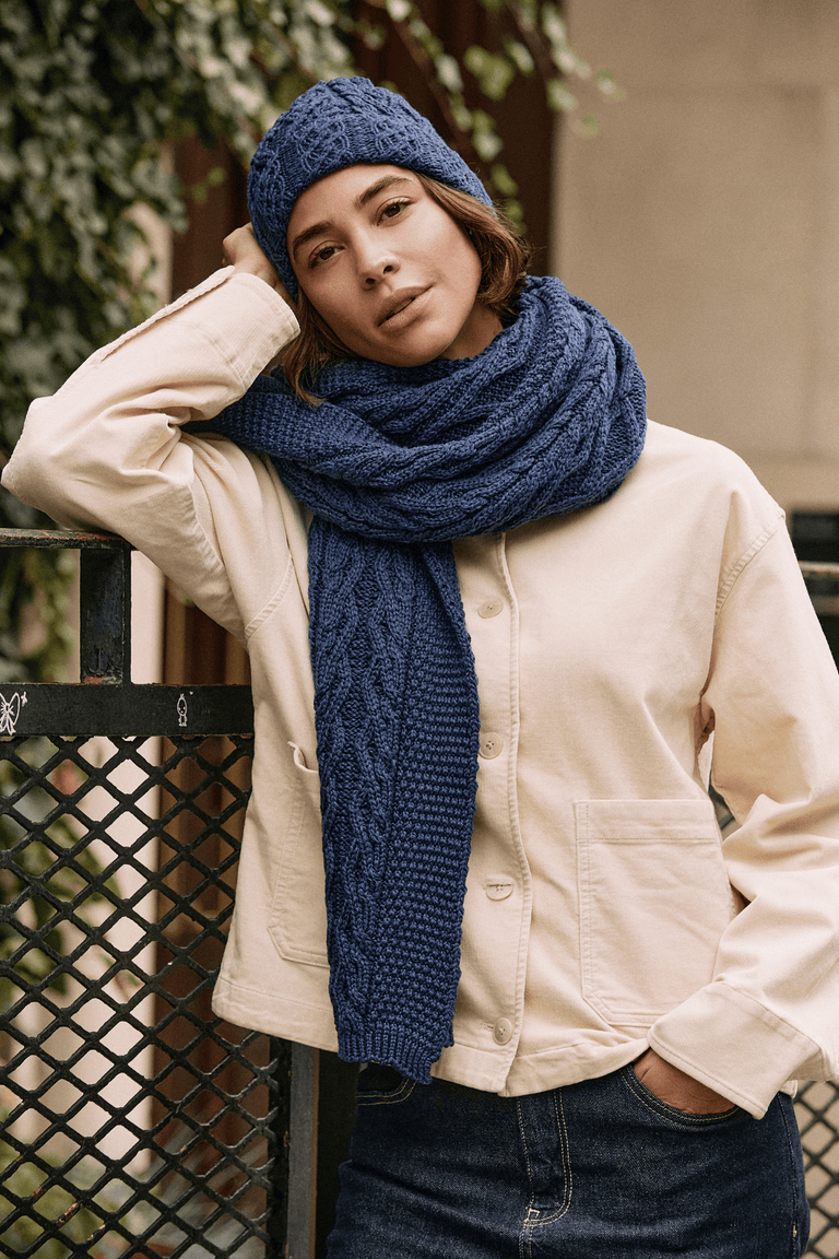 Écharpe Leenane Supersoft Merino Aran - Marine