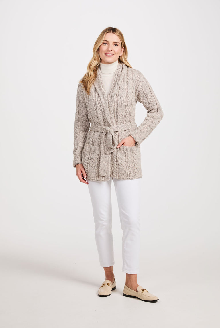 Sheeffry Strickjacke mit Schalkragen und Aran-Muster - Hafer