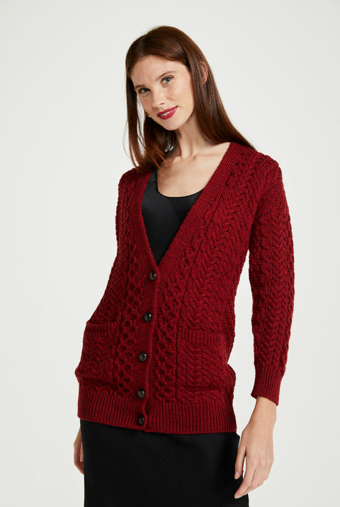 Winter Ladies Red Warn Knitted Short Cardigan Women Knitting Long Sleeve  Sweater - China Sweater and Ladies Sweater price