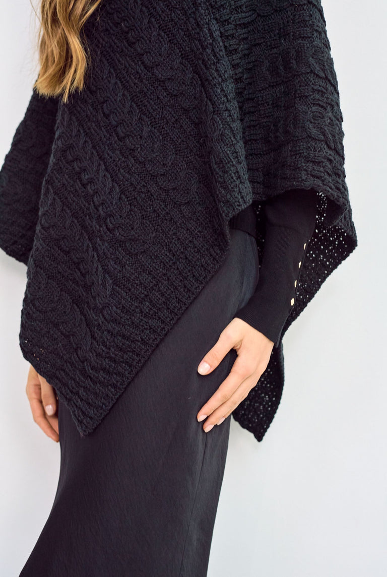 Glencar Damen Klassischer Aran-Poncho - Schwarz