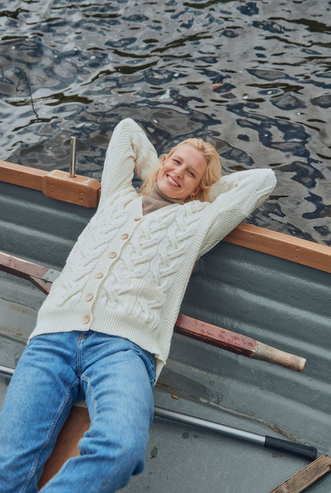 Cardigan Aran pour femme Downpatrick - Crème