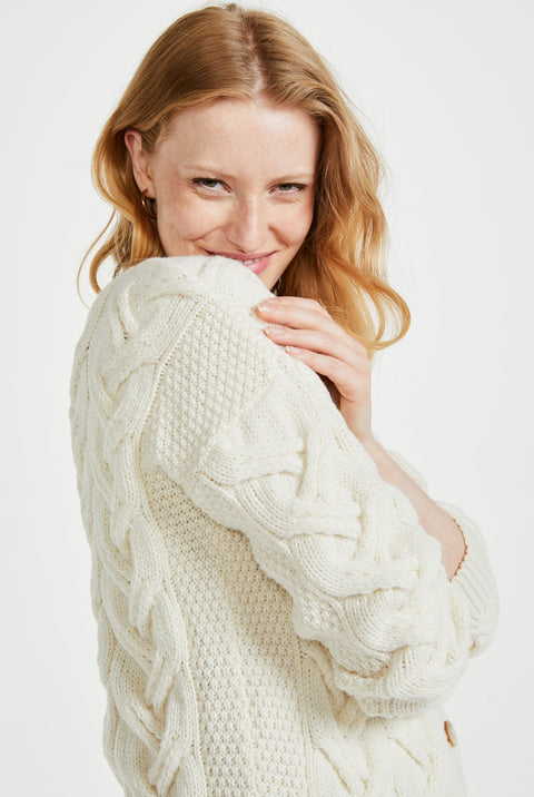 Cardigan Aran pour femme Downpatrick - Crème