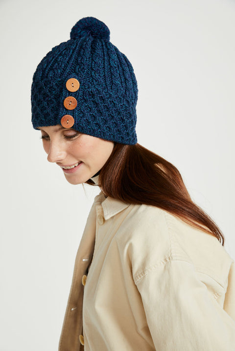 Chapeau Shrule Aran avec pompon - Bleu Atlantique