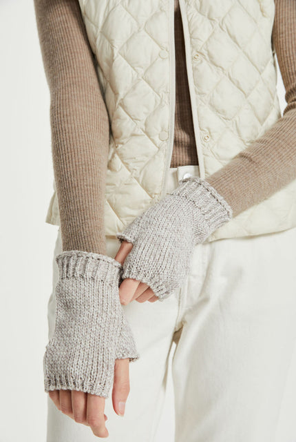 wool mittens, merino wool, gloves,aran, wool gloves, Ireland, knitwear, ladies' gloves, fingerless