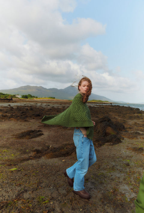 Aasleagh Falls Ladies Aran Poncho - Meadow Green
