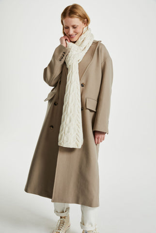 Rosturk Aran Pull Through Cable Shawl - Cream