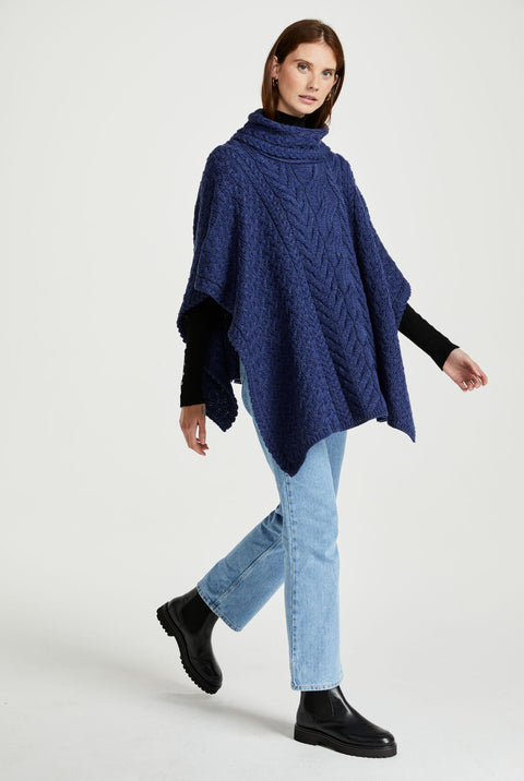 Torc Damen Aran Poncho – Marineblau