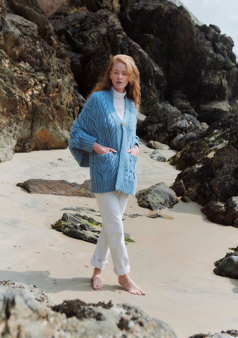 Cardigan cache-cœur en laine mérinos Knocknarea pour femme - Bleu