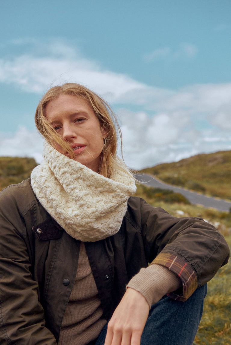 Newport Aran Cable Snood - Cream