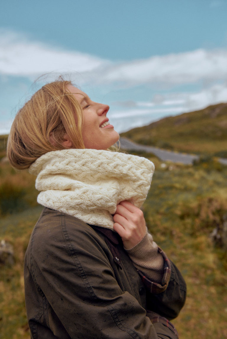Newport Aran Cable Snood - Cream