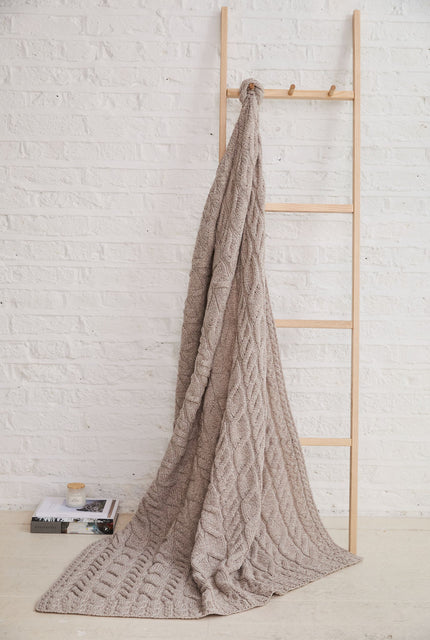 wool blanket, merino wool blankets,oat blankets, ireland,wool blankets, aran blankets, blanket,knitwear