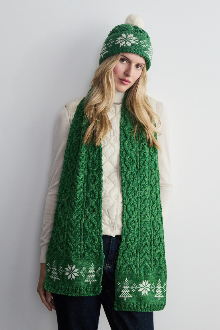 Nollaig Christmas Jacquard Hat with Pom Pom - Green