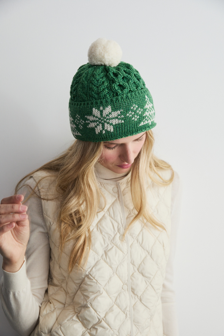 Nollaig Christmas Jacquard Hat with Pom Pom - Green